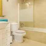 Wonderful 3 Bedroom With Two Spacious Terraces Apartman